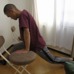 前後開脚、ケア体操、ストレッチ