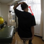 首,肩,肩甲骨,ケア,体操,ストレッチ,筋肉,関節,伸ばす