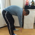 前屈テスト、腰、背中曲がり方
